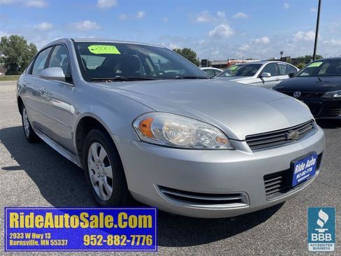 Used 2009 Chevrolet Impala Police FWD image 3
