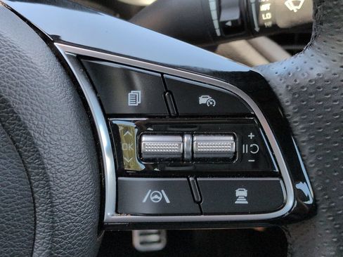 Used 2023 Kia Forte GT-Line w/ GT-Line Technology Package FWD image 25