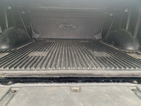 Used 2023 Ford F150 Lariat w/ Equipment Group 502A High image 6