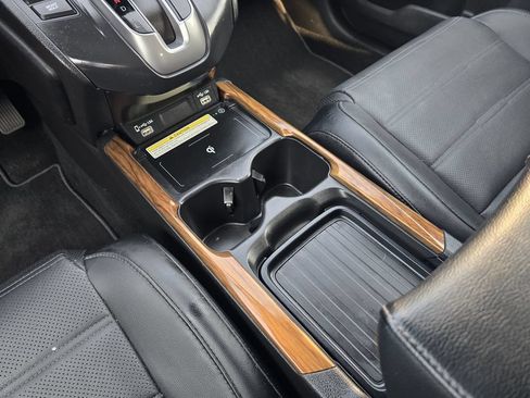 Used 2022 Honda CR-V Touring image 18