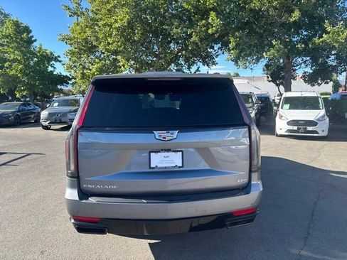 Used 2021 Cadillac Escalade Sport w/ Driver Assist Tech Package AWD/4WD image 7