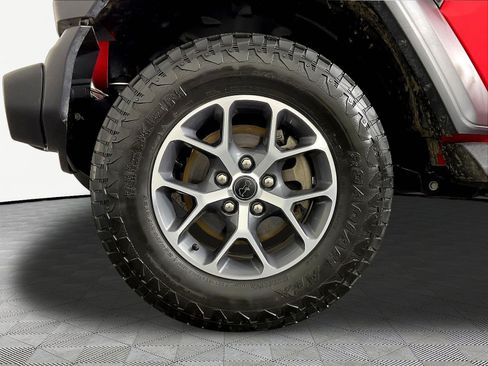 Used 2024 Jeep Wrangler Sport AWD/4WD image 33