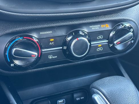 Used 2021 Kia Soul S image 20