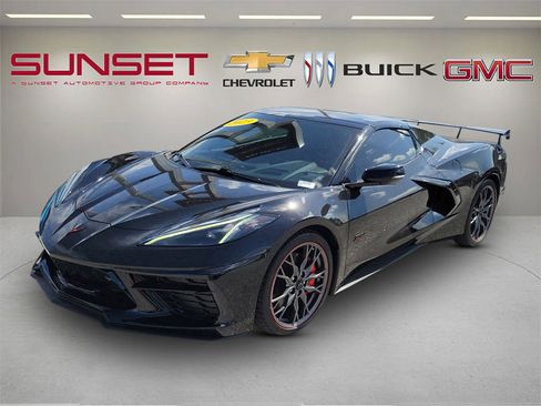 Certified 2023 Chevrolet Corvette Stingray Premium Conv w/ Z51 Performance Package RWD image 8