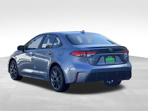New 2026 Toyota Corolla SE FWD image 3