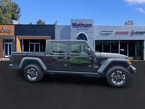 Used 2026 Jeep Gladiator Rubicon AWD/4WD image 2