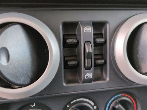 Used 2010 Jeep Wrangler Unlimited Sahara w/ Dual Top Group image 15