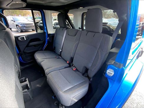 Certified 2025 Jeep Wrangler Sahara image 18