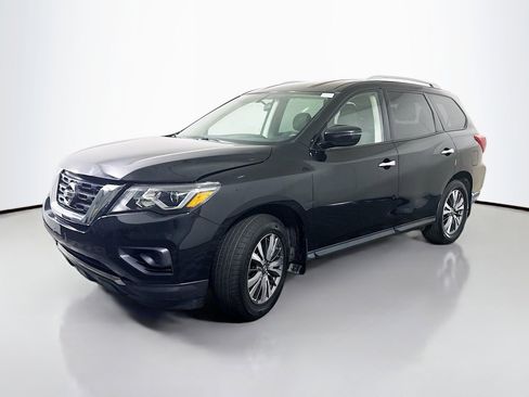 Used 2019 Nissan Pathfinder S AWD/4WD image 4