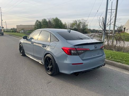 Used 2022 Honda Civic Touring image 4
