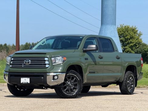 Used 2021 Toyota Tundra SR5 w/ Trail Edition AWD/4WD image 1