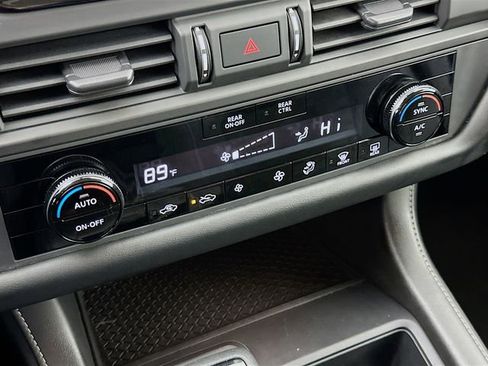 Certified 2023 Nissan Pathfinder S image 17