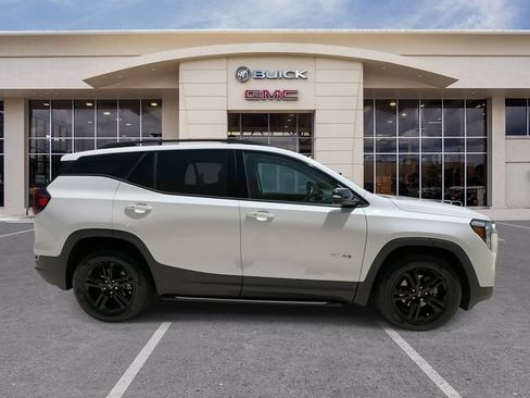 Certified 2022 GMC Terrain AT4 w/ Infotainment Package II AWD/4WD image 16