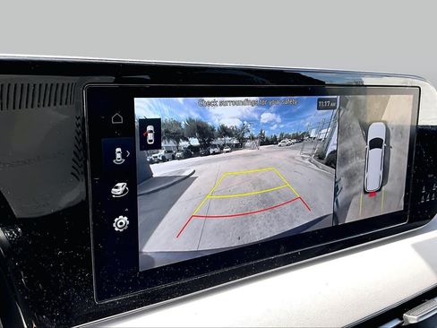 Used 2025 Hyundai Palisade SEL FWD image 27