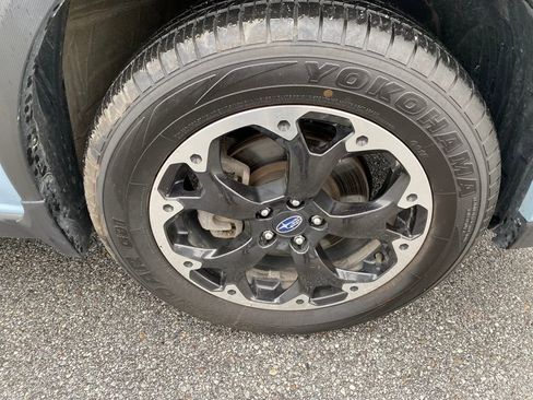 Certified 2023 Subaru Crosstrek 2.0i image 18