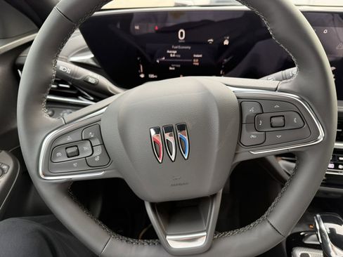 New 2026 Buick Envista Avenir image 20