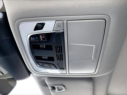 Certified 2026 Acura RDX SH-AWD w/ Advance Package image 32