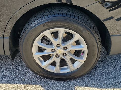 Used 2019 Chevrolet Equinox LT image 5