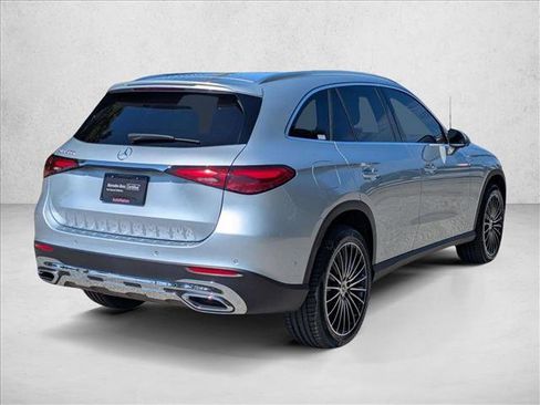 Certified 2026 Mercedes-Benz GLC 300 image 5