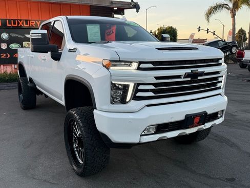 Used 2021 Chevrolet Silverado 3500 High Country AWD/4WD image 15