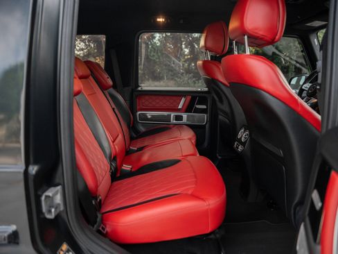 Used 2021 Mercedes-Benz G 63 AMG 4MATIC image 33