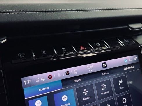 Used 2023 Jeep Grand Cherokee Limited w/ Black Appearance Package image 37