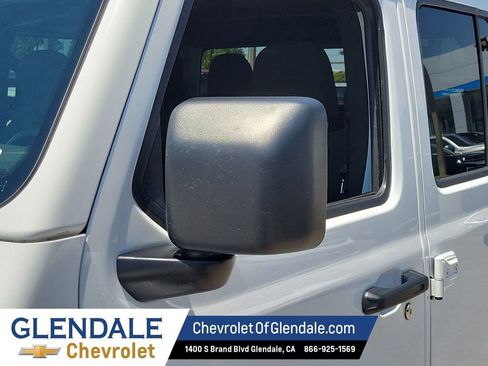 Used 2025 Jeep Gladiator Sport AWD/4WD image 20