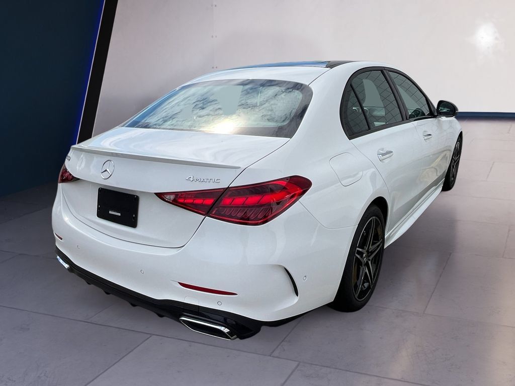 Used 2024 Mercedes-Benz C 300 4MATIC Sedan image 5