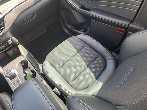 New 2026 Ford Escape SE image 14