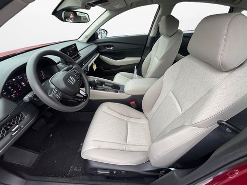 New 2025 Honda Accord SE image 9