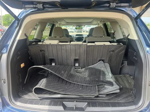 Used 2019 Subaru Ascent Premium w/ Popular Package #3 AWD/4WD image 17