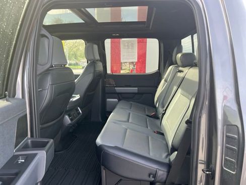 Used 2022 Ford F150 Lightning Lariat w/ Equipment Group 511A High image 8