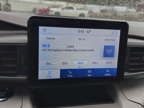 Used 2023 Ford Explorer XLT w/ Equipment Group 202A image 22