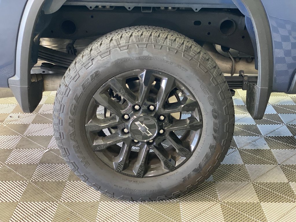 Used 2026 Chevrolet Silverado 2500 Custom w/ Custom Value Package AWD/4WD image 18