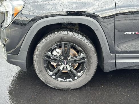 Used 2023 GMC Terrain AT4 AWD/4WD image 30