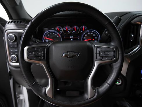 Used 2022 Chevrolet Silverado 1500 RST AWD/4WD image 32