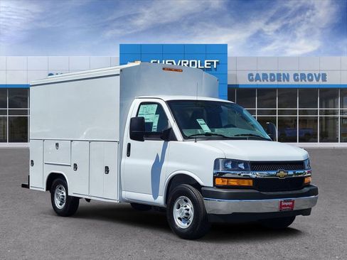 New 2026 Chevrolet Express 3500 w/ Power Convenience Package RWD image 1