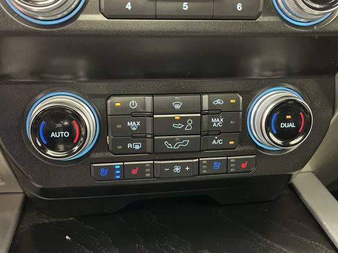 Certified 2020 Ford F150 Platinum w/ Equipment Group 701A Luxury AWD/4WD image 25