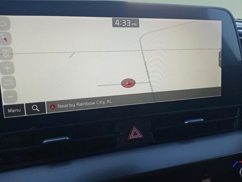 Used 2024 Kia Sportage EX image 13