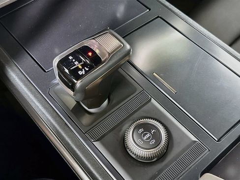 Used 2024 GMC Hummer EV 2X w/ Extreme Off-Road Package AWD/4WD image 17