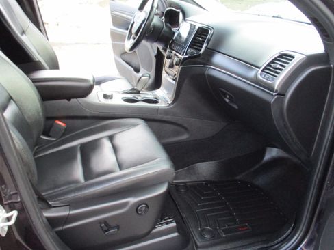 Certified 2021 Jeep Grand Cherokee Limited image 16