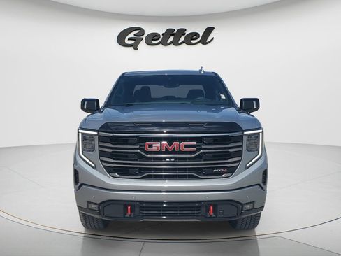 Used 2025 GMC Sierra 1500 AT4 w/ AT4 Premium Package AWD/4WD image 8