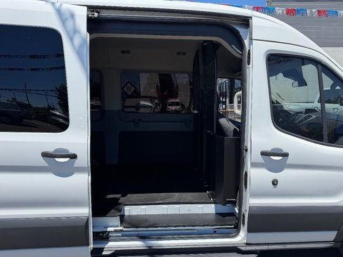 Used 2015 Ford Transit 150 XLT RWD image 9