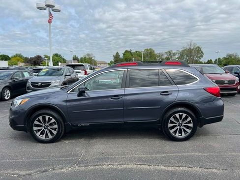 Used 2016 Subaru Outback 2.5i Limited AWD/4WD image 2