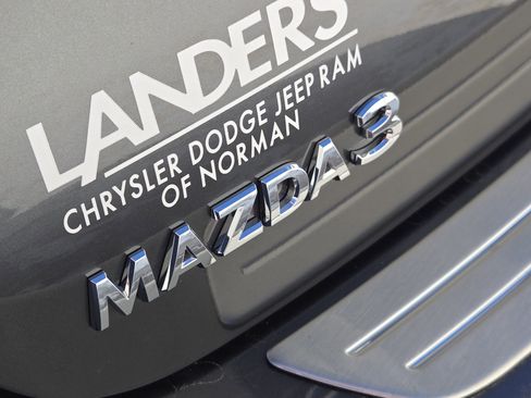 Used 2025 MAZDA MAZDA3 s image 13