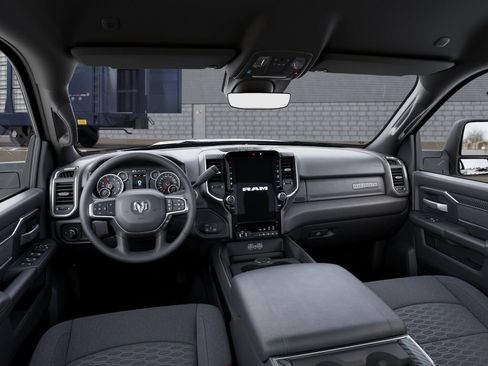 New 2026 RAM 2500 Big Horn AWD/4WD image 15