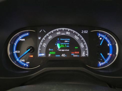 Used 2025 Toyota RAV4 XLE image 21