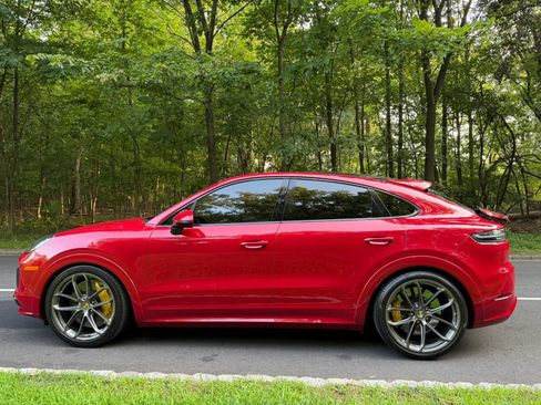 Used 2021 Porsche Cayenne GTS AWD/4WD image 16