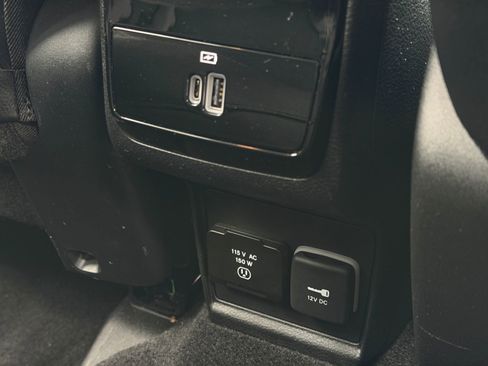 Used 2022 Jeep Compass Latitude w/ Convenience Group image 16