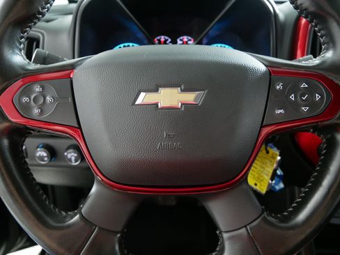 Used 2018 Chevrolet Colorado ZR2 w/ ZR2 Midnight Special Edition AWD/4WD image 25